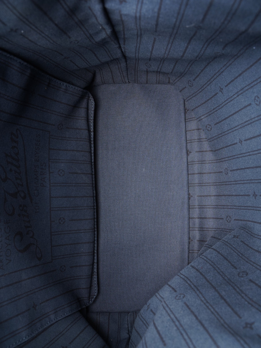 Louis Vuitton Neverfull Grey Canvas MM Image 8