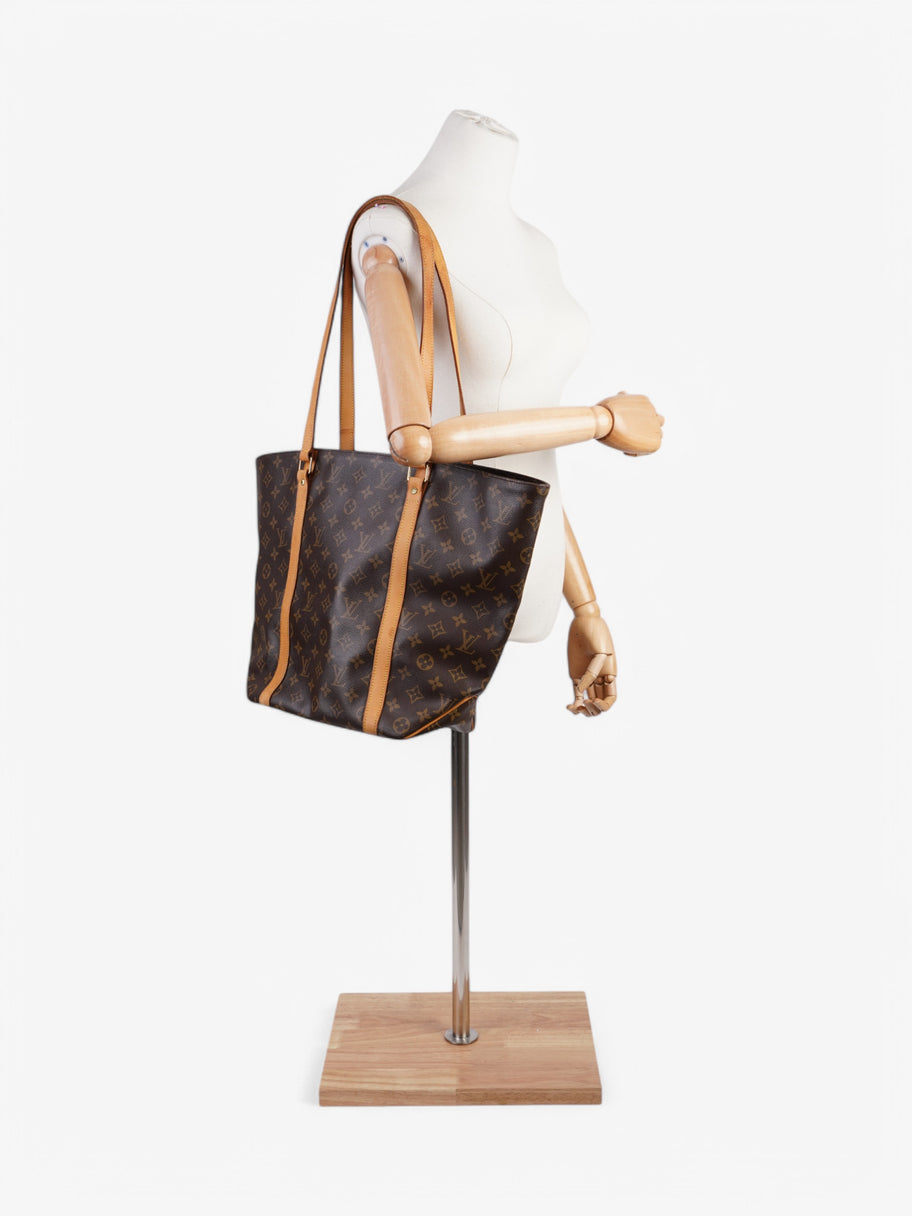 Louis Vuitton Sac Shopping Monogram Coated Canvas Image 2