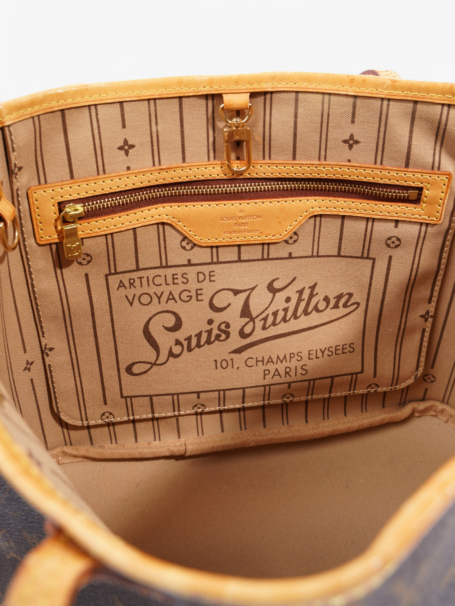 Louis Vuitton Neverfull Monogram Coated Canvas PM Image 9