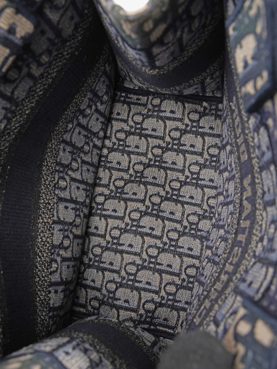 Christian Dior Book Tote Navy / Beige  Canvas Image 8