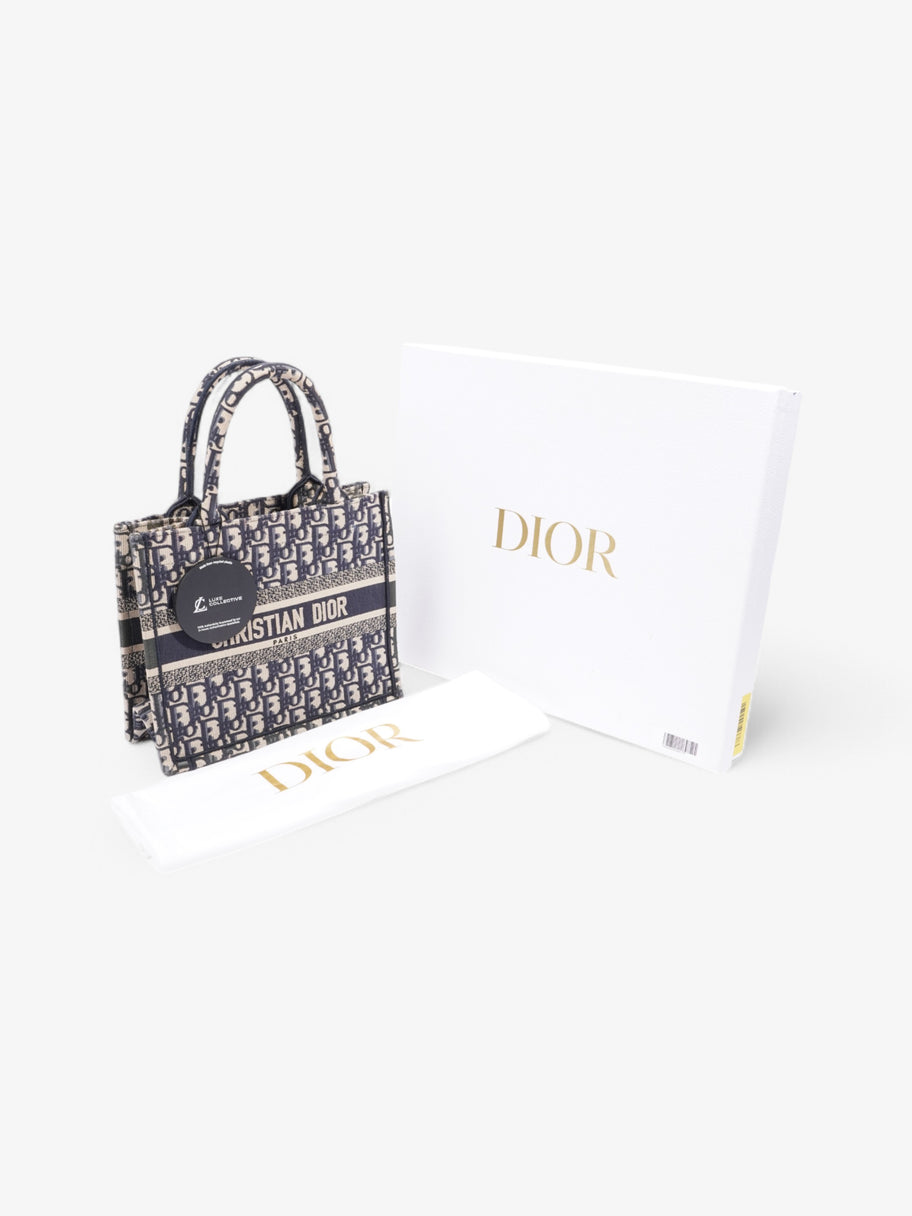 Christian Dior Book Tote Navy / Beige  Canvas Image 9