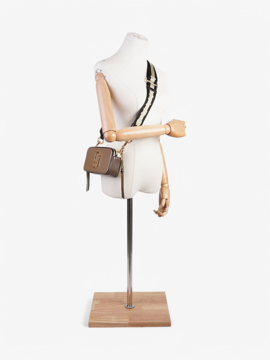 Marc Jacobs The Snapshot Brown / White Leather Image 2