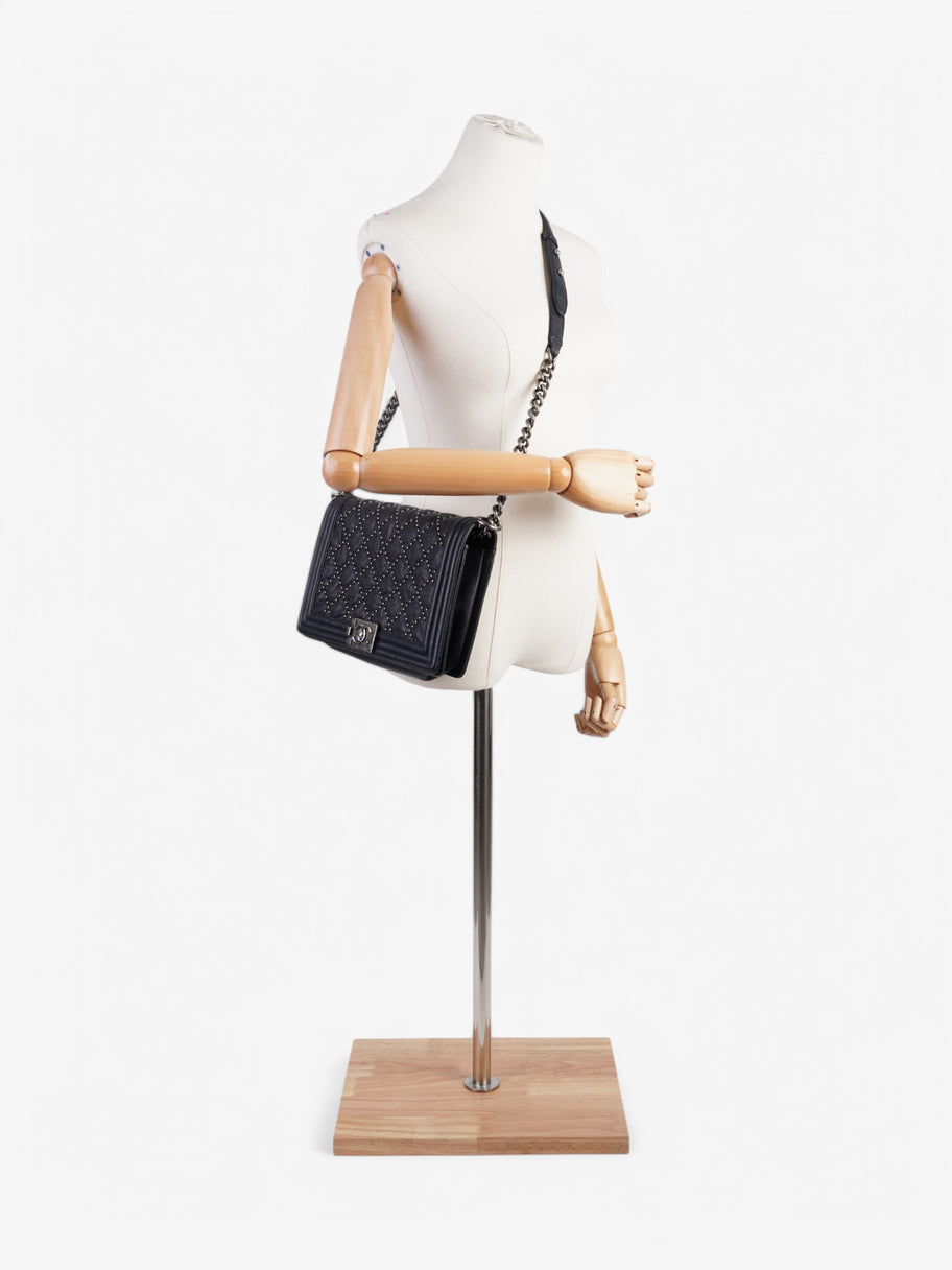Chanel Boy Bag Navy Lambskin Leather New Medium Image 2