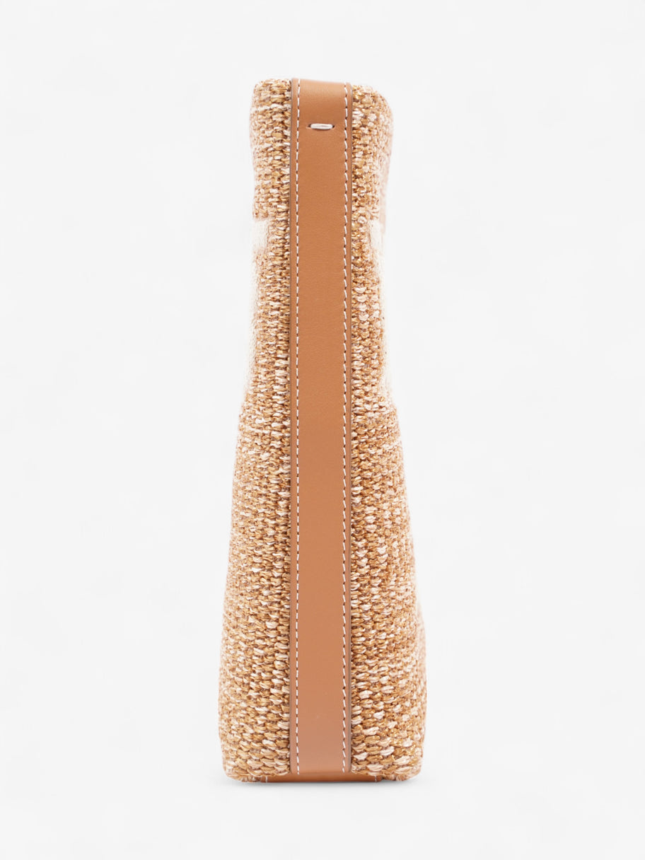 Burberry Duncan Pouch Beige  / White Wicker Image 5