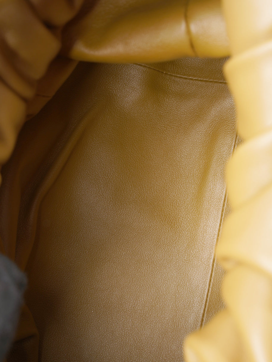 Bottega Veneta Shoulder Pouch Khaki Leather Image 9