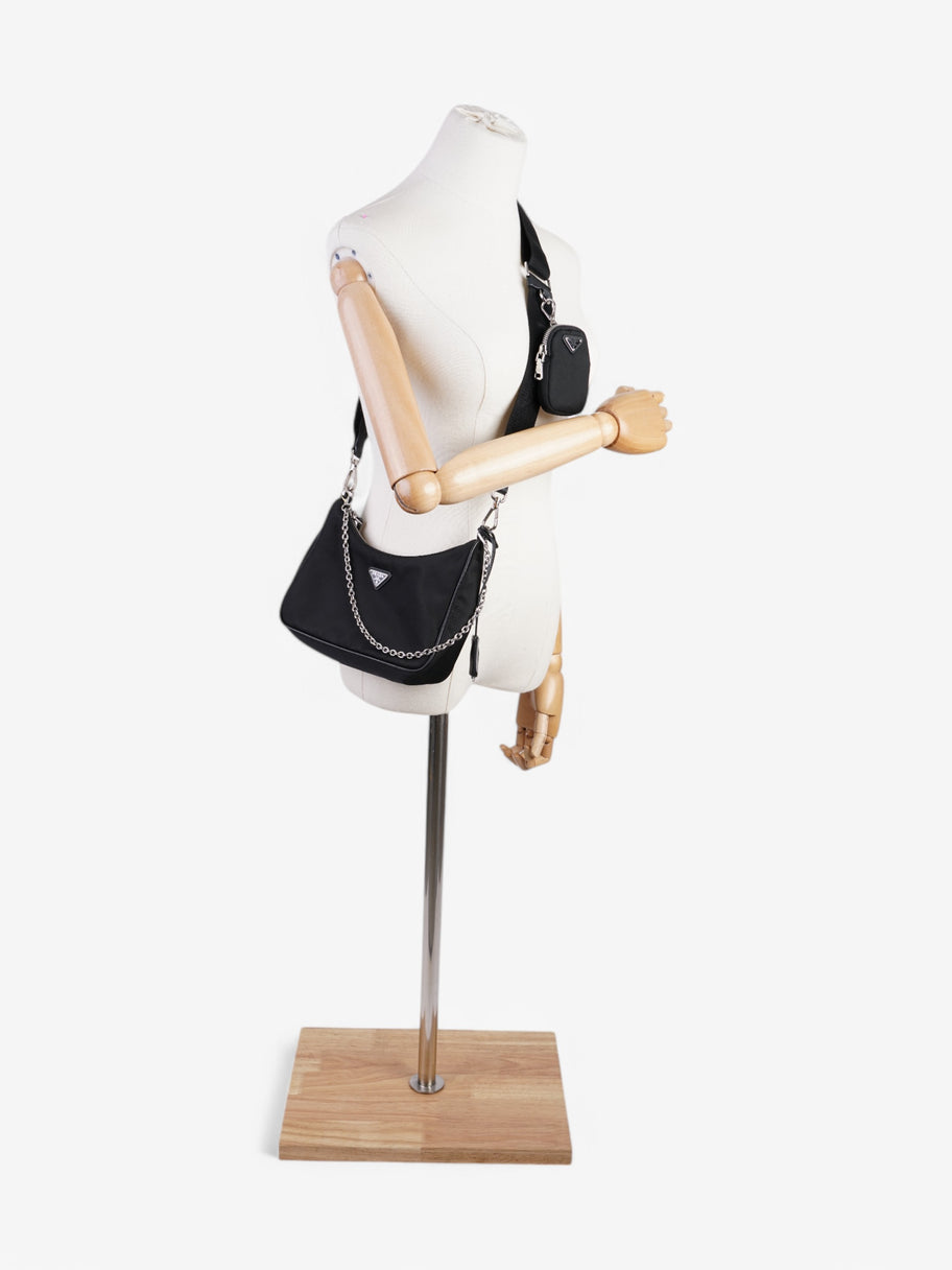 Prada Re-Edition 2005 Black Nylon Image 2