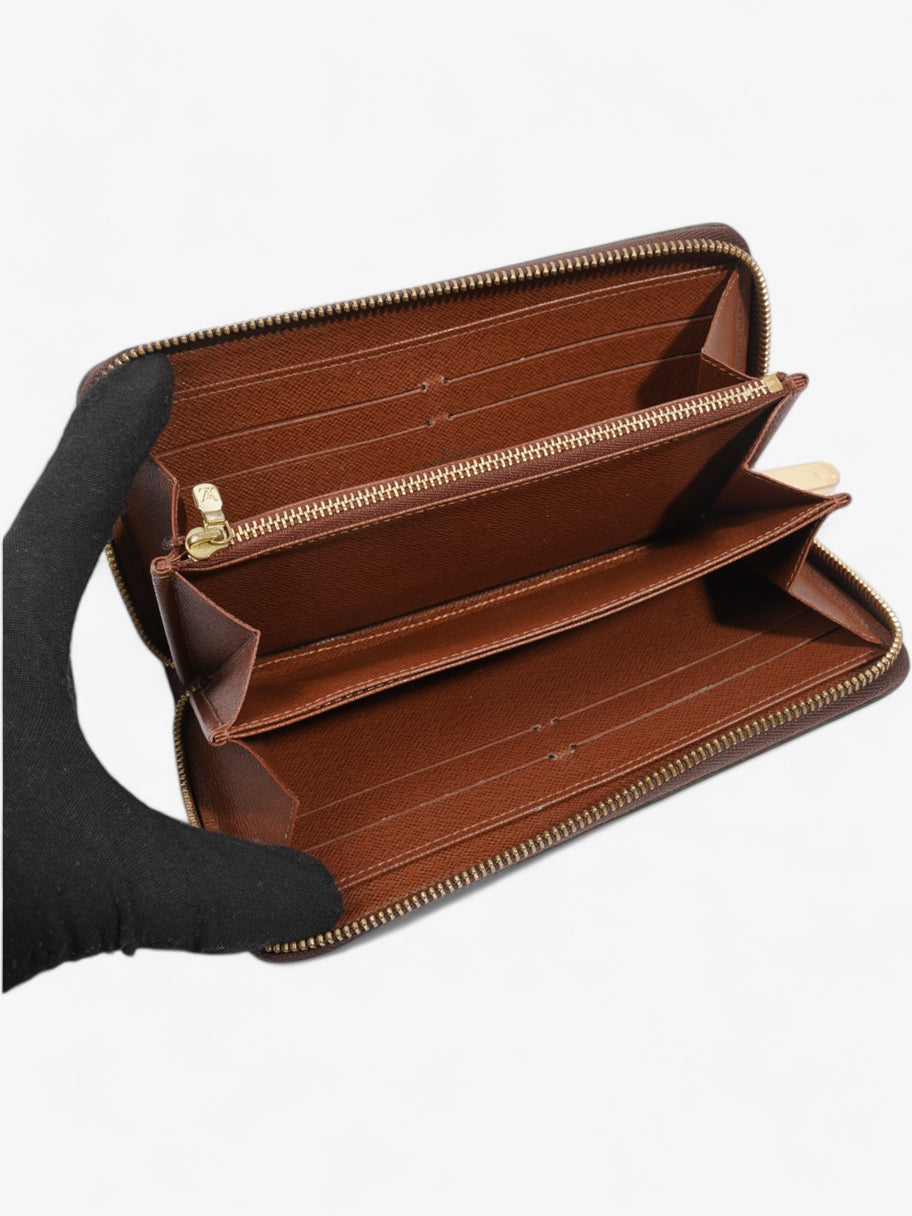 Louis Vuitton Zippy Wallet Monogram / Gold Coated Canvas Image 6