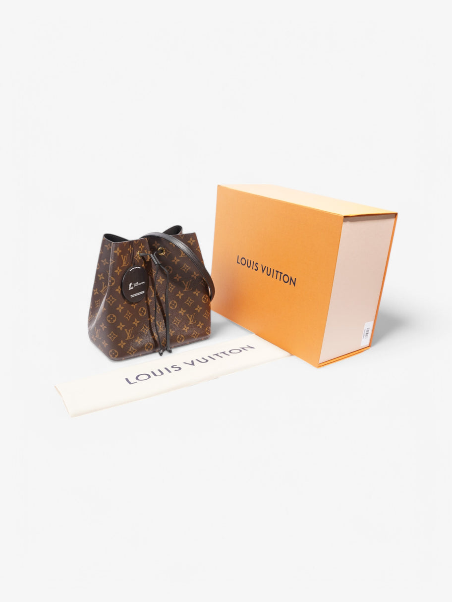 Louis Vuitton NeoNoe Monogram Coated Canvas Image 9