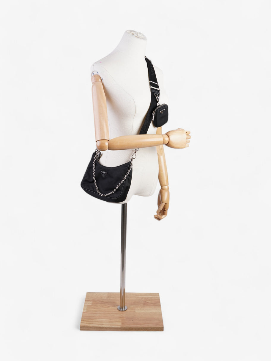 Prada Re-Edition 2005 Black Nylon Image 2