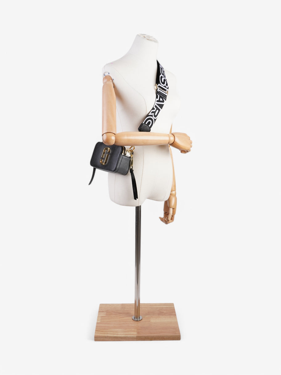 Marc Jacobs Snapshot Bag Black / White Leather Image 2