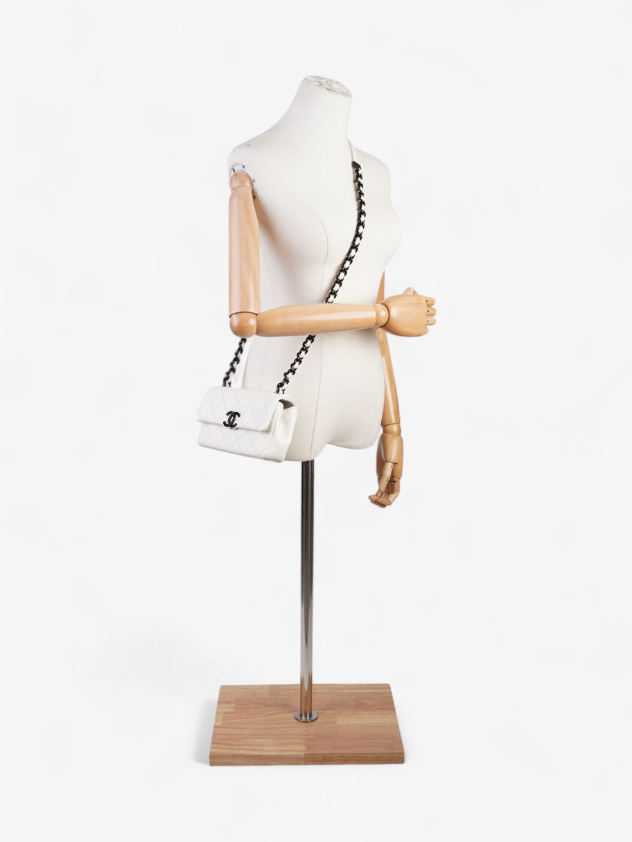 Chanel My Everything Flap White / Black Caviar Leather Small Image 2