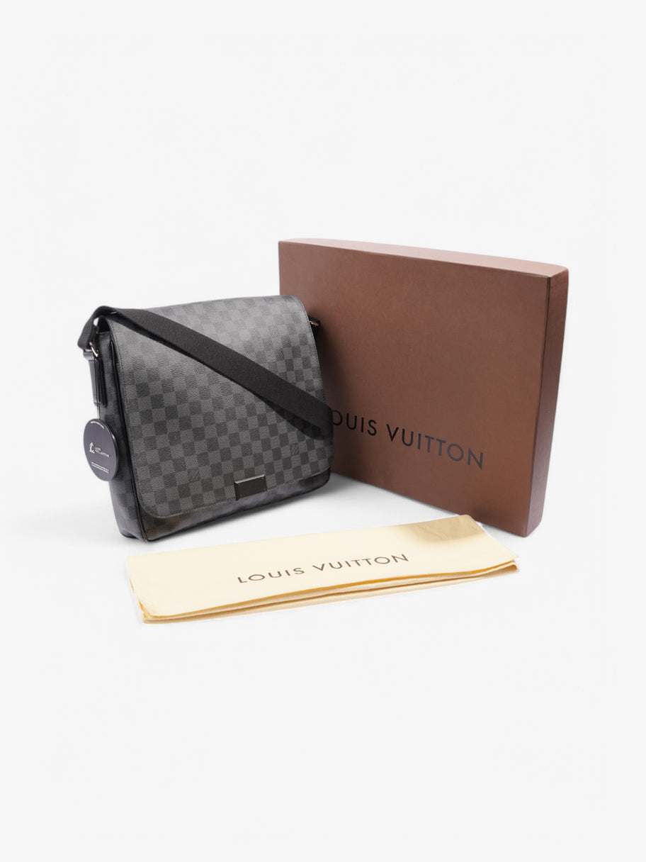 Louis Vuitton District Messenger Damier Graphite Coated Canvas Image 10
