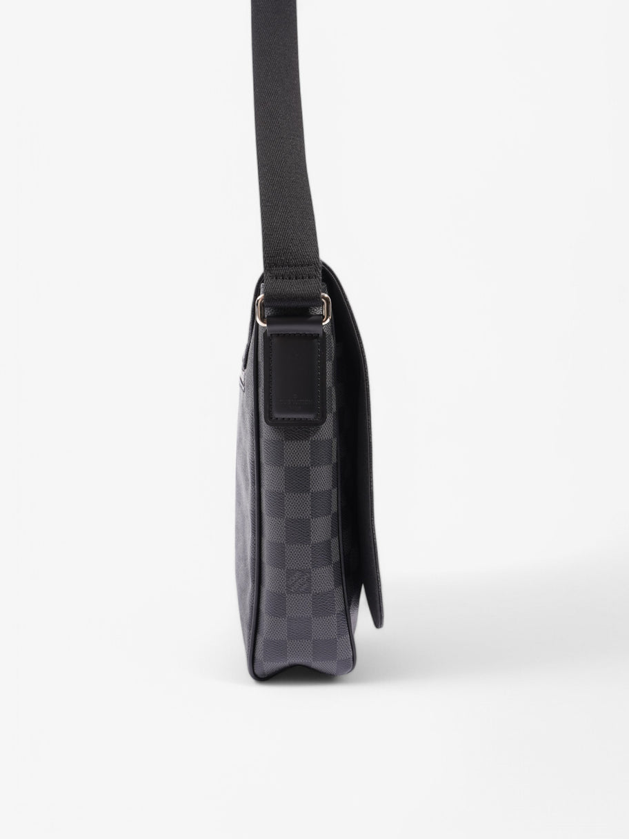 Louis Vuitton District Messenger Damier Graphite Coated Canvas Image 5