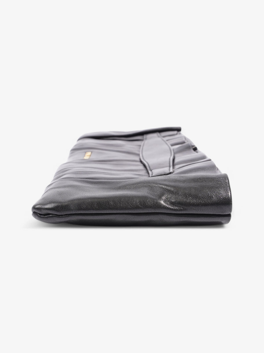 Prada Clutch Black Leather Image 3