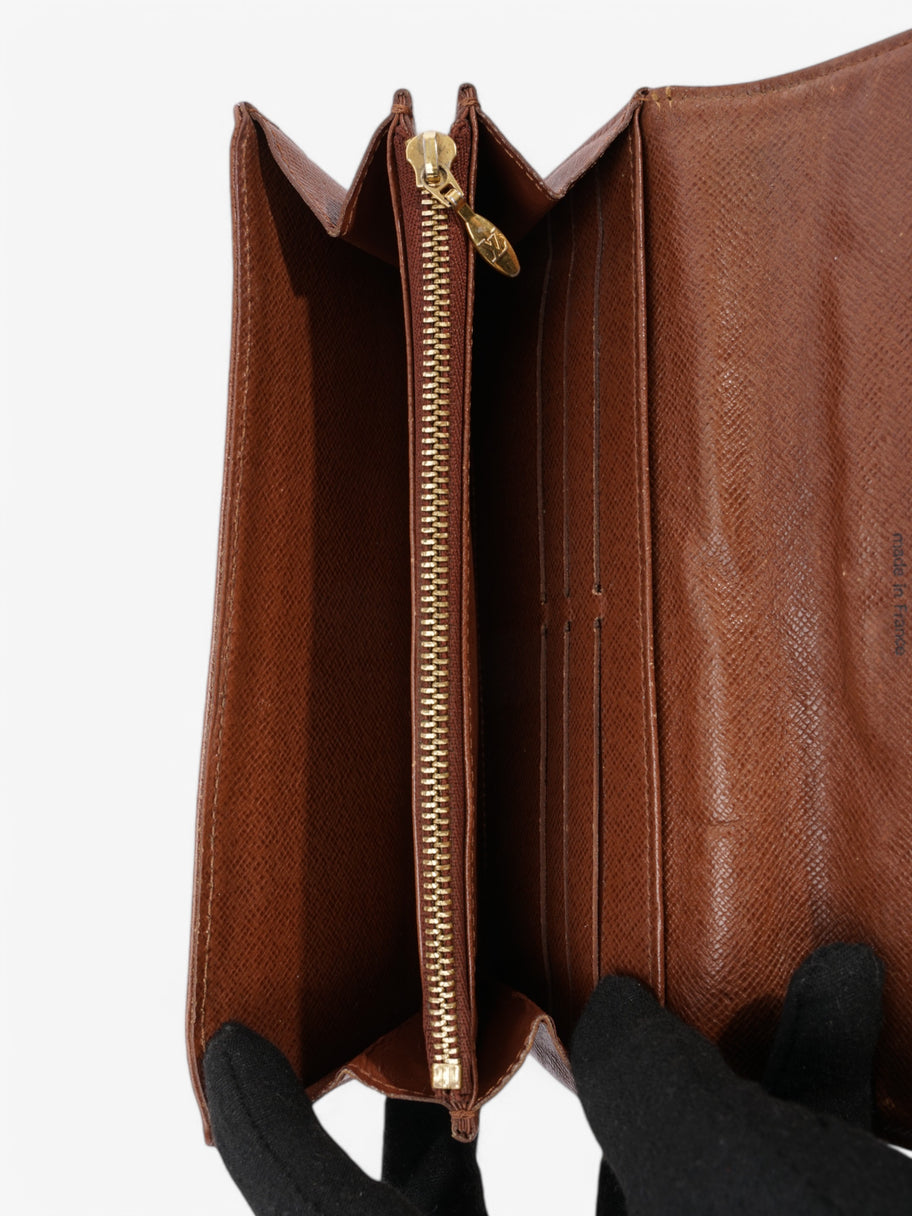 Louis Vuitton Sarah Wallet Monogram / Gold Coated Canvas Image 8