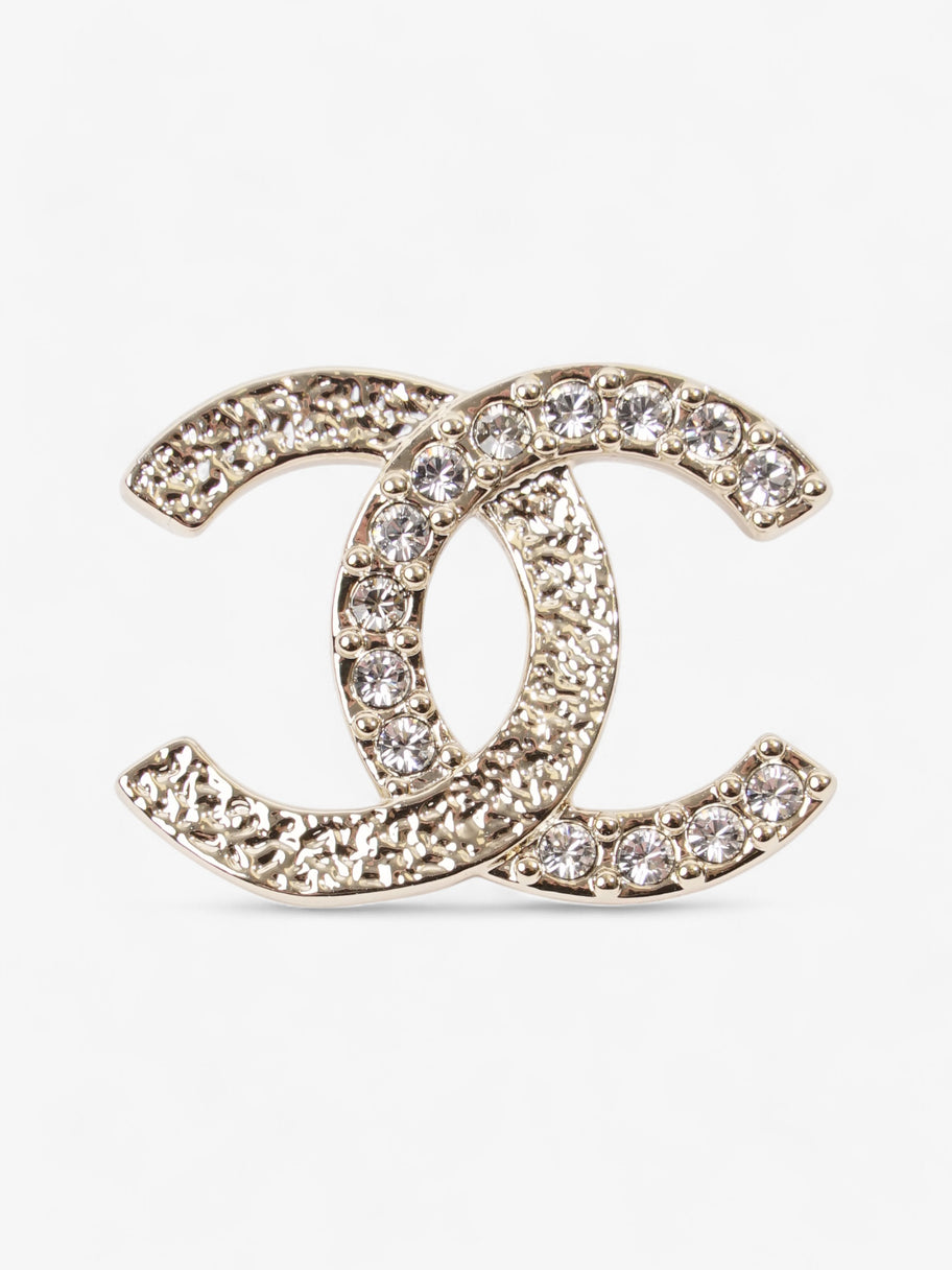 Chanel CC Logo Studs Light Gold / White Base Metal Image 4