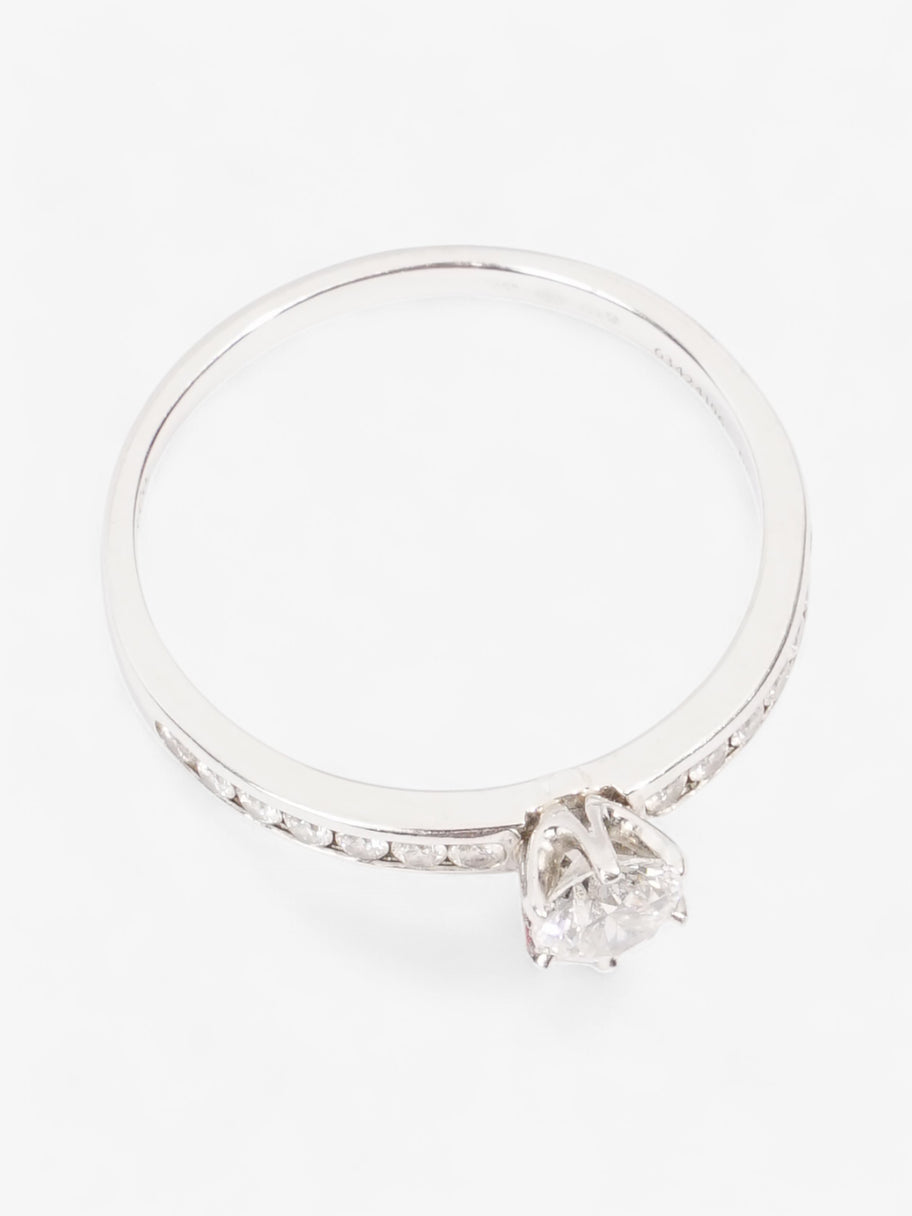 Tiffany and Co Round Engagement Ring Platinum / Diamond Platinum 9 (Circumference - 60mm) Image 2
