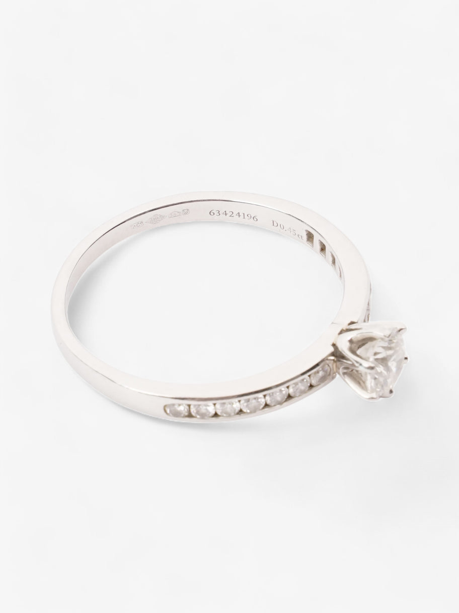 Tiffany and Co Round Engagement Ring Platinum / Diamond Platinum 9 (Circumference - 60mm) Image 4