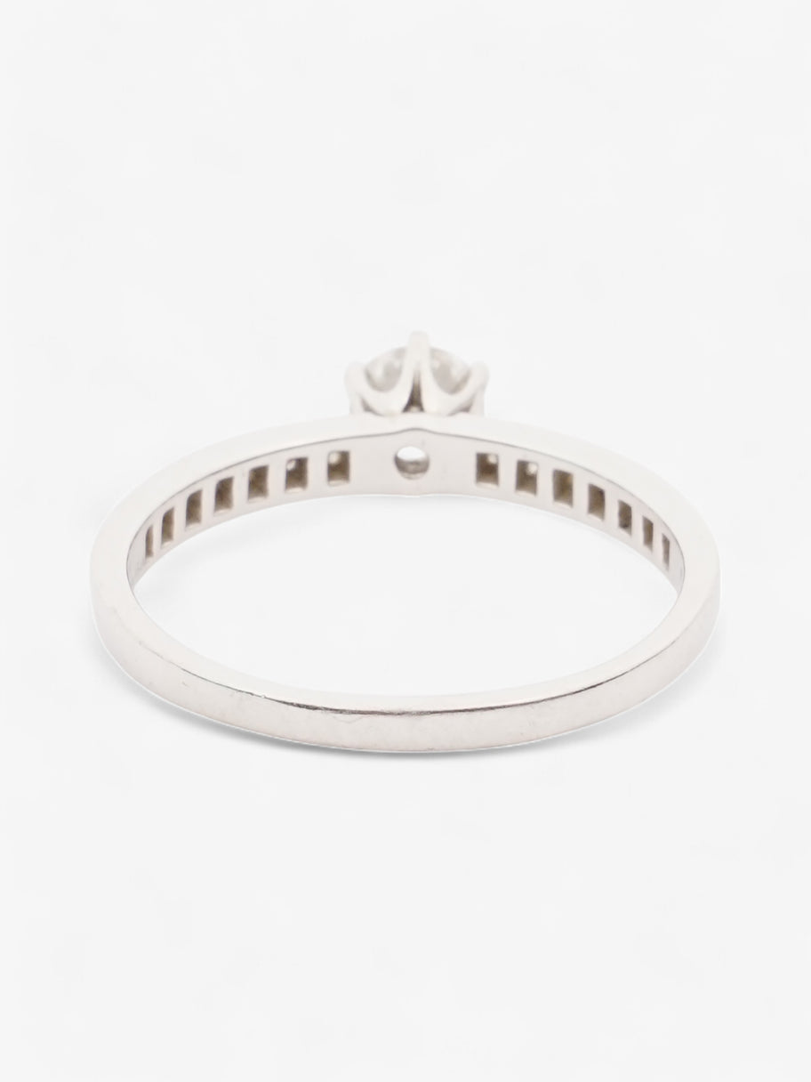 Tiffany and Co Round Engagement Ring Platinum / Diamond Platinum 9 (Circumference - 60mm) Image 5