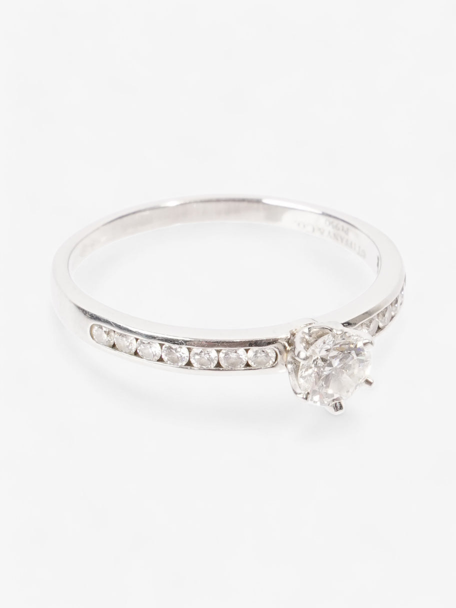 Tiffany and Co Round Engagement Ring Platinum / Diamond Platinum 9 (Circumference - 60mm) Image 6