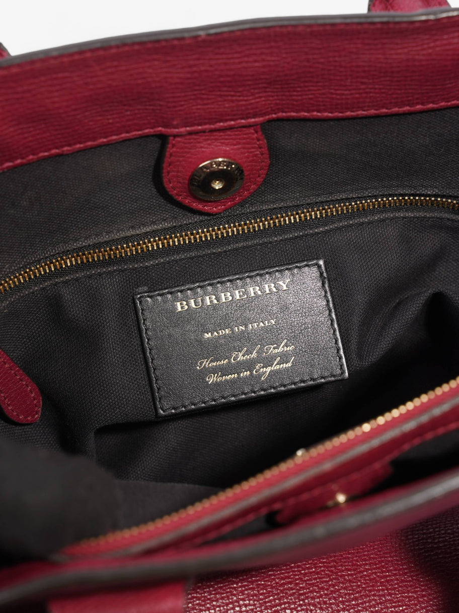 Medium Banner Burgundy / House Check Calfskin Leather Image 8