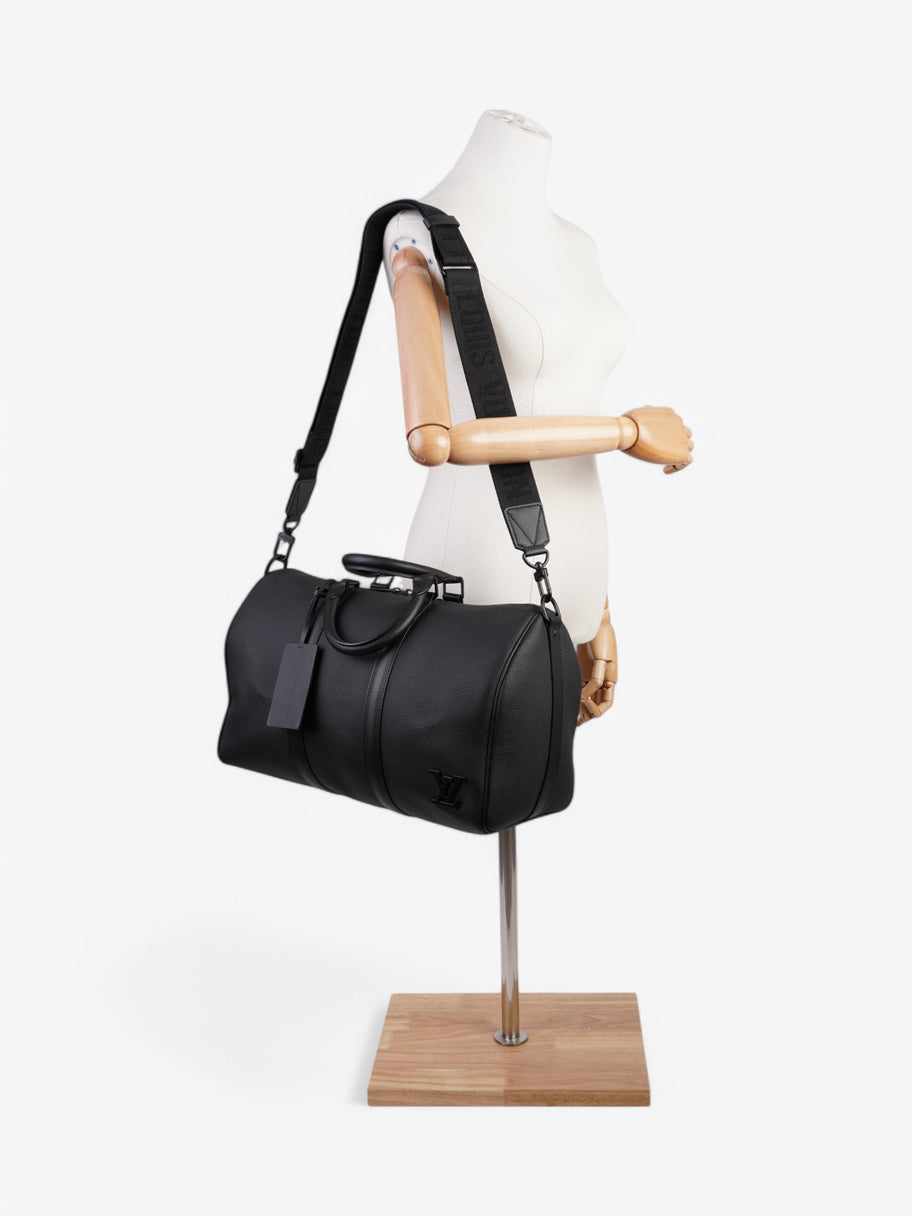 Louis Vuitton Speedy Bandouliere Black Leather 40 Image 2