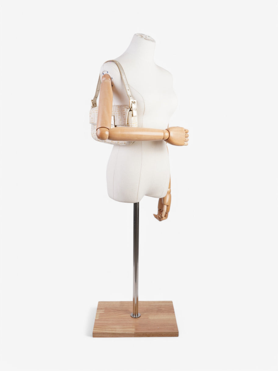 Fendi Baguette White / Gold Canvas Image 2