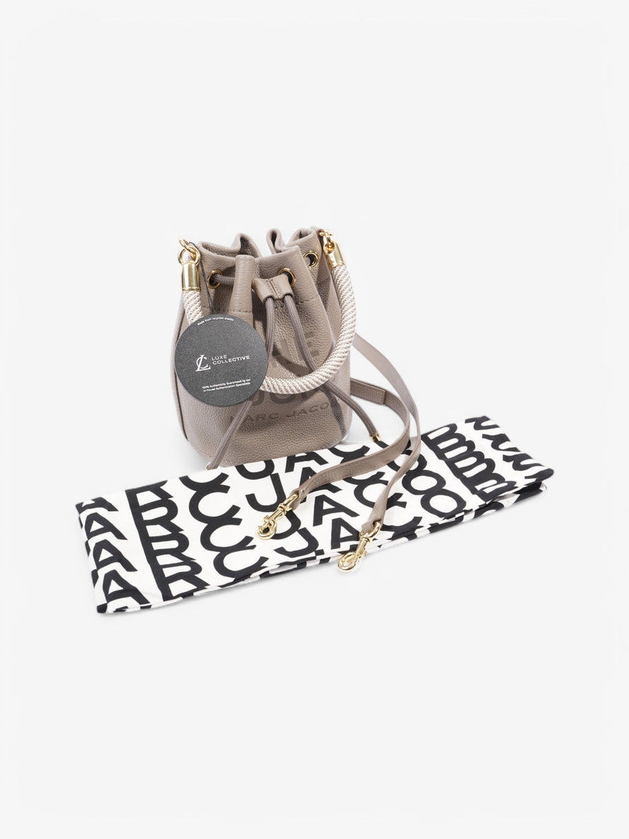 Marc Jacobs The Bucket Bag Cement Calfskin Leather Medium Image 10