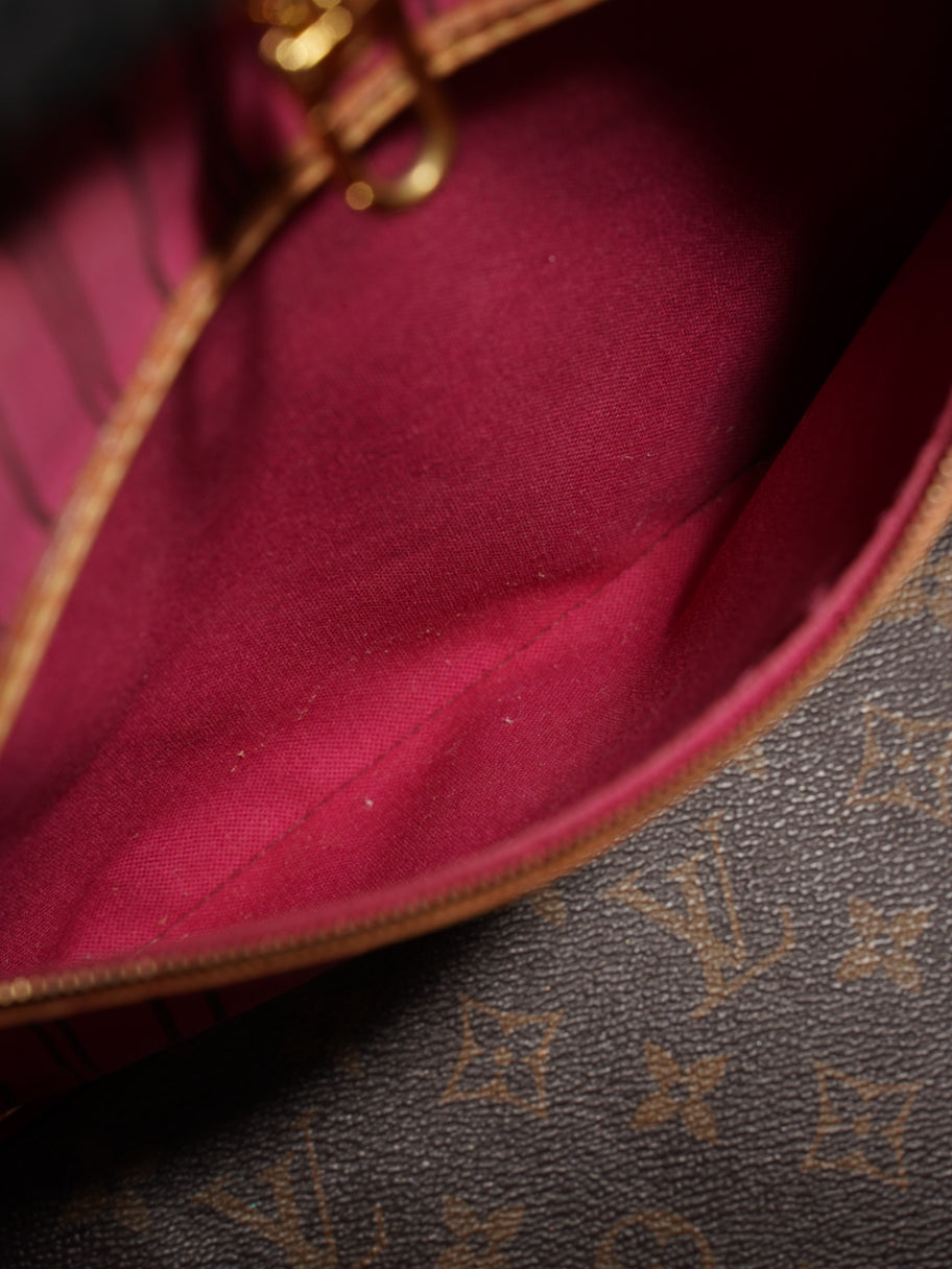 Louis Vuitton Neverfull Monogram Coated Canvas MM Image 12