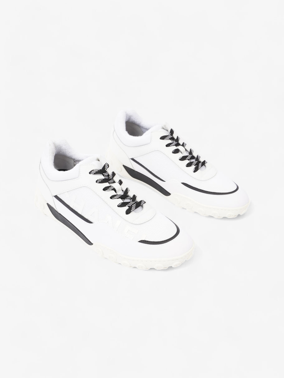 Chanel CC Sneakers White  / Black Mesh EU 42 UK 8 Image 2