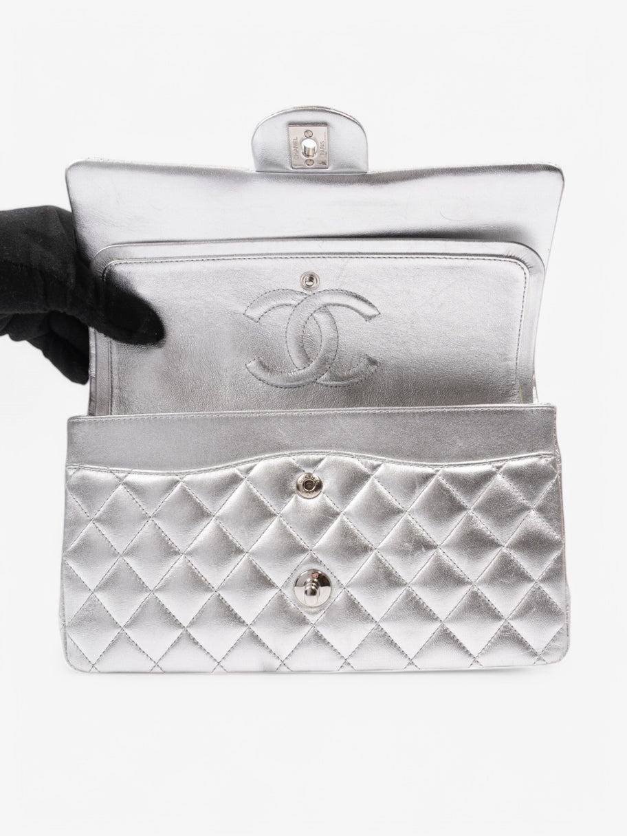 Chanel Classic Flap Silver Leather Medium Image 9
