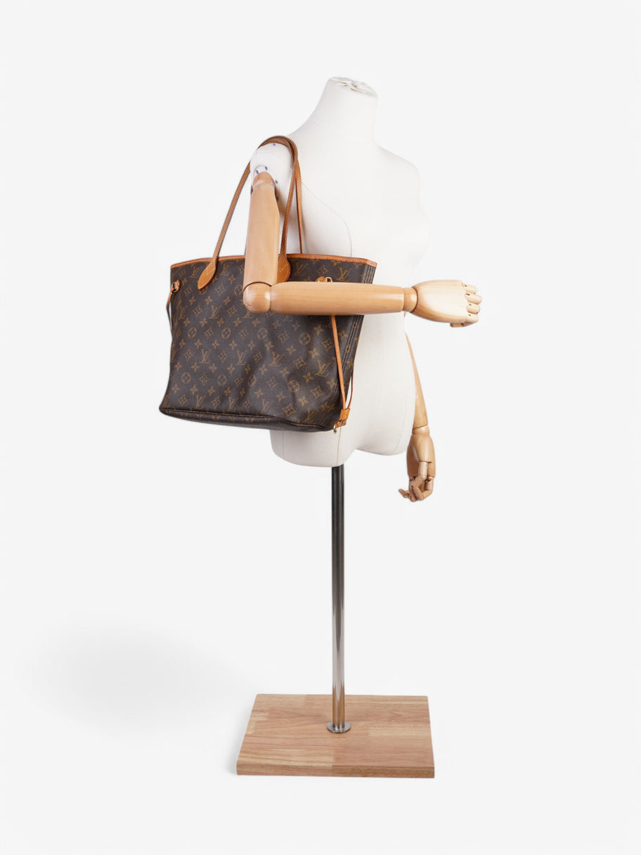 Louis Vuitton Neverfull Monogram Coated Canvas MM Image 2