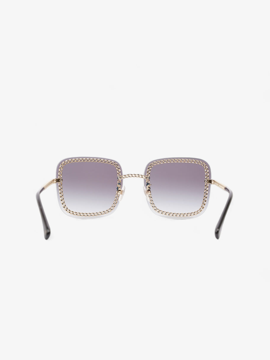 Chanel Chain Detailed Sunglasses with Double Chain Black / Gold Acetate 140mm Image 3