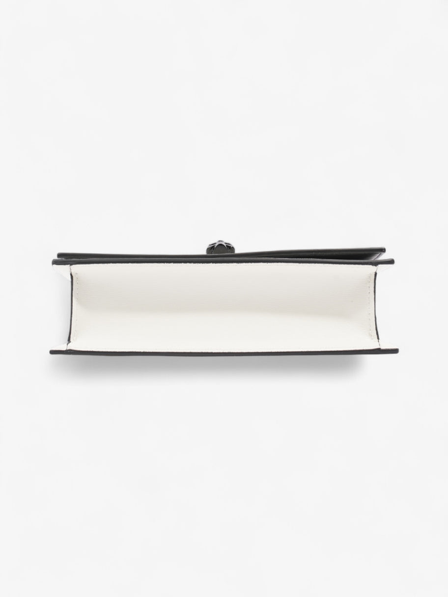 Alexander McQueen Skull Crossbody Bag White  / Black Leather Image 6