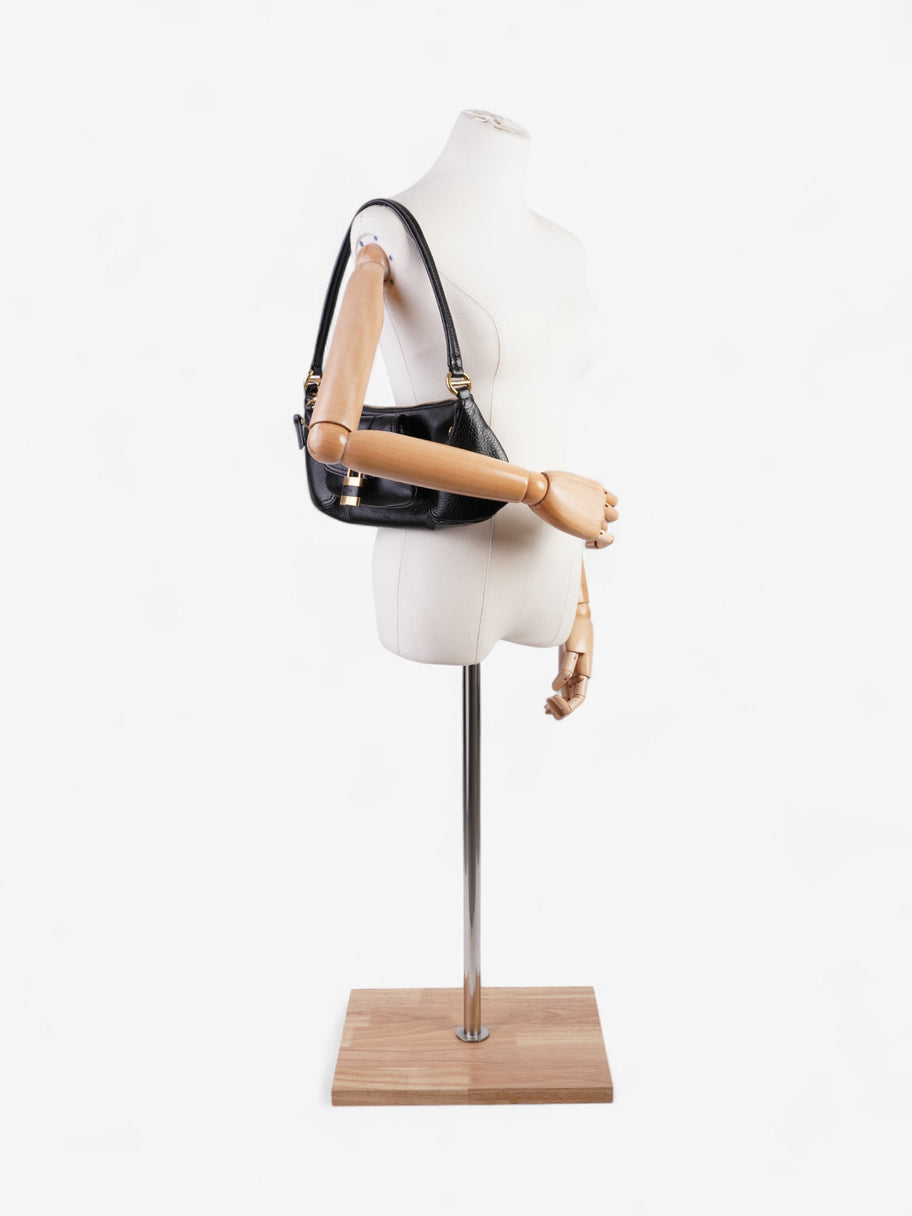 Chloe The 99 Padlock Shoulder Bag Black Leather Image 2