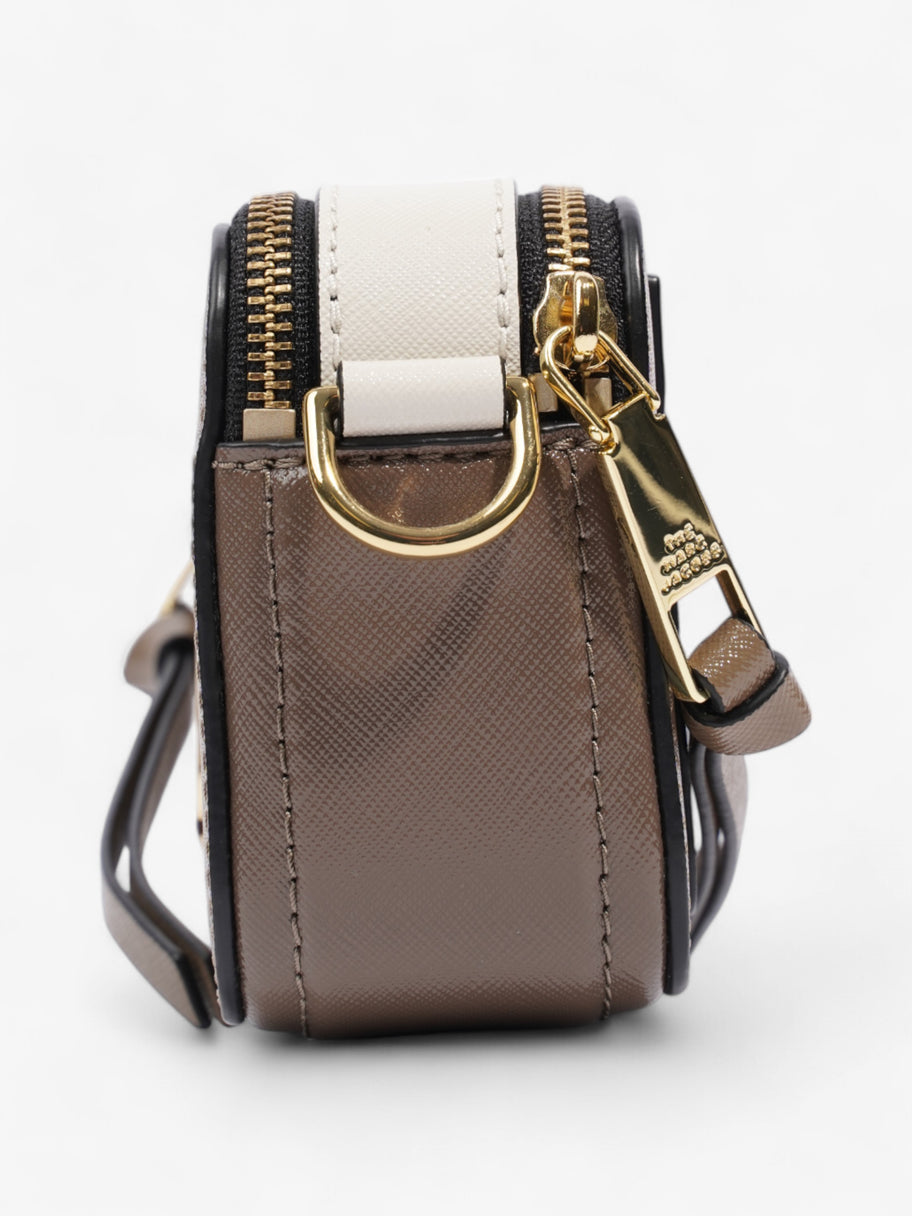 Marc Jacobs The Snapshot Bag Taupe / White Leather Image 3