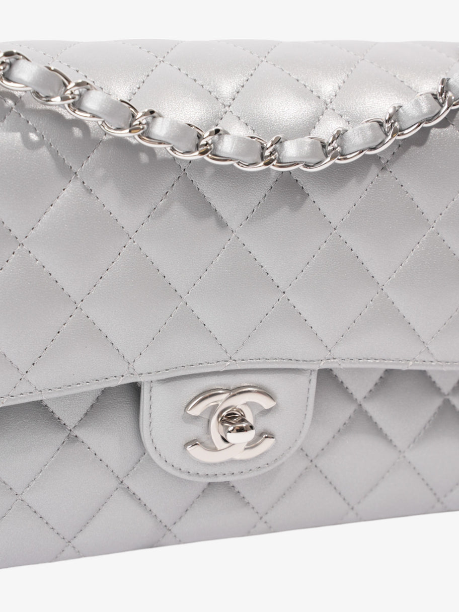 Chanel Classic Double Flap Silver Lambskin Leather Medium Image 3