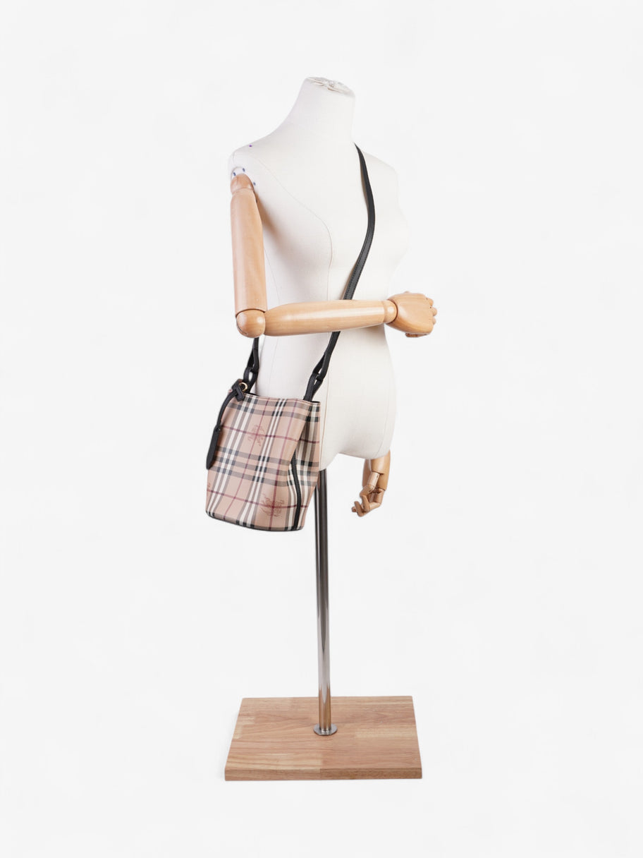 Burberry Lorne Haymarket Check Bucket Bag Beige Checkered Leather Image 2