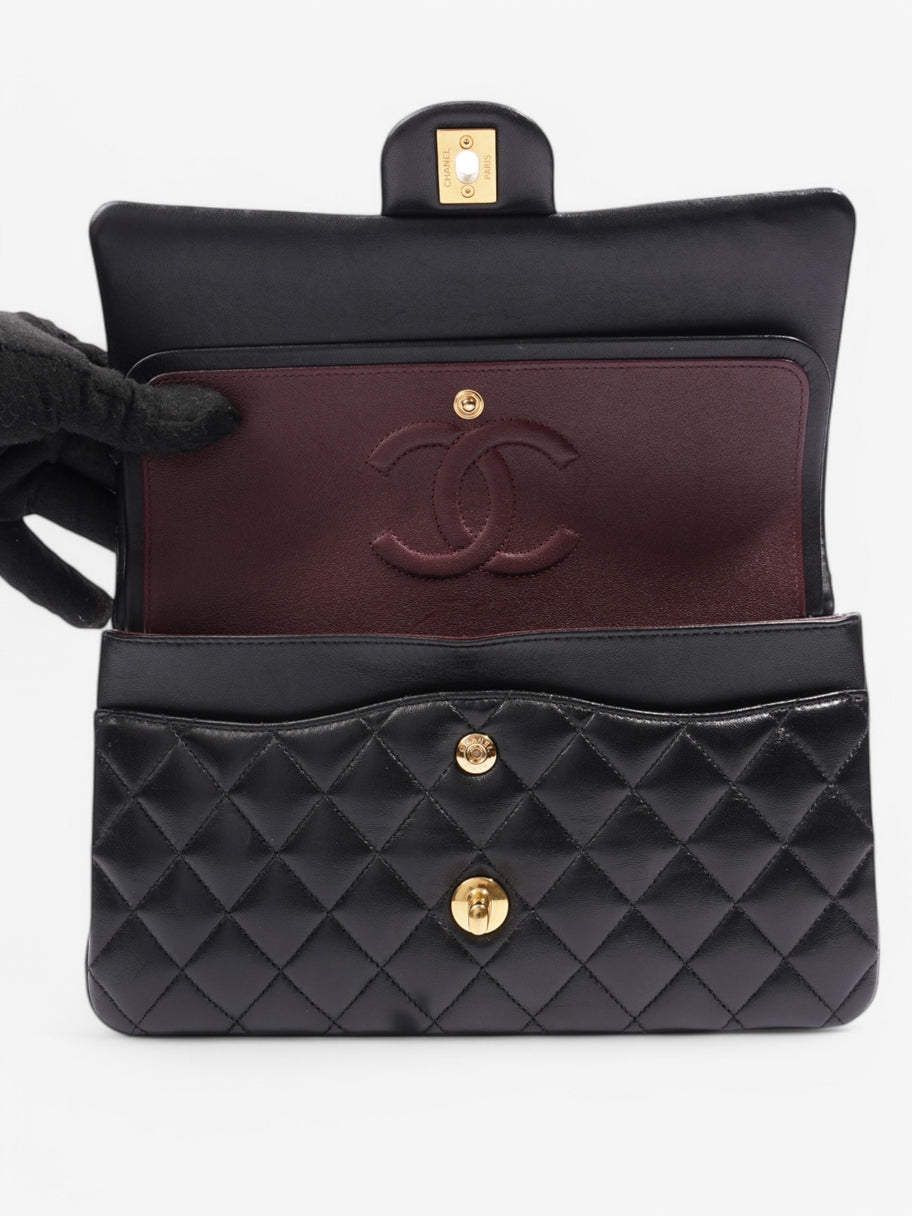 Chanel Classic Flap Black Leather Medium Image 8