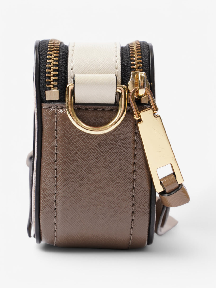 Marc Jacobs The Snapshot Caramel / White Leather Image 5