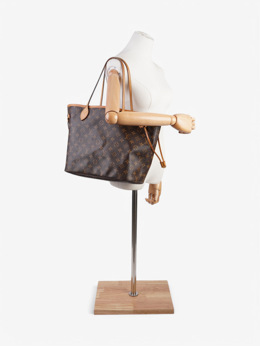 Louis Vuitton Neverfull Monogram Coated Canvas MM Image 2