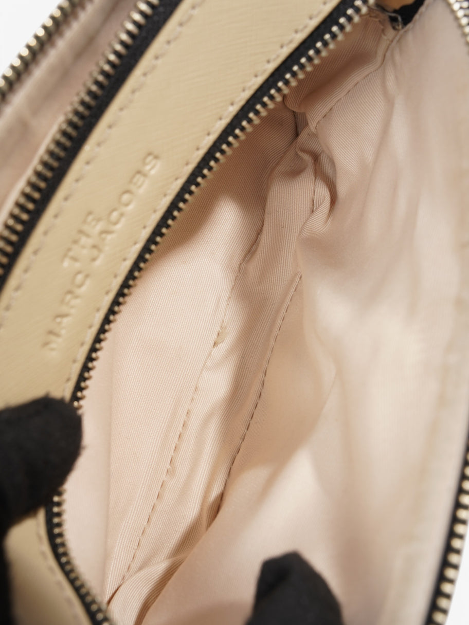 Marc Jacobs Snapshot Bag Beige  / Black Leather Image 17