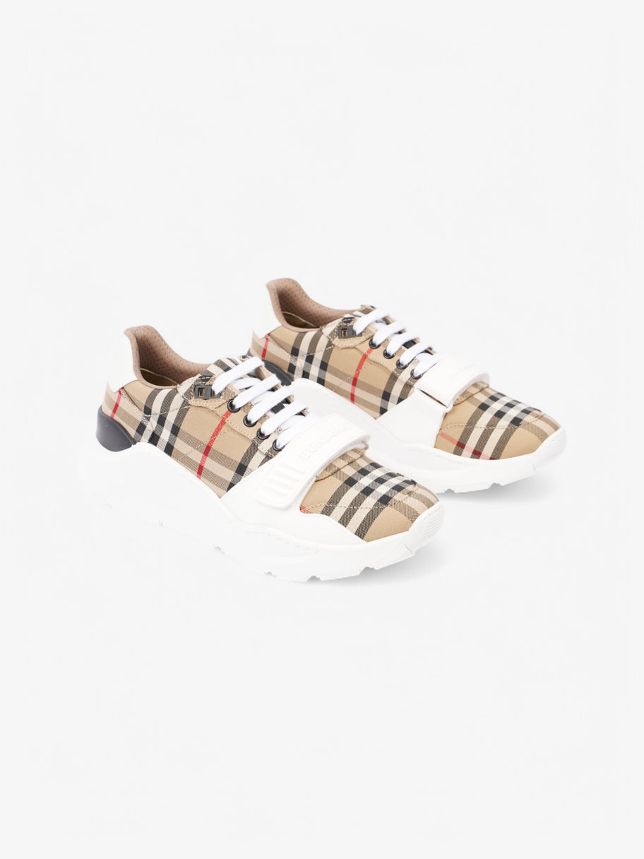 Burberry Ramsey Sneakers Beige Checkered / White Canvas EU 40 UK 7 Image 2