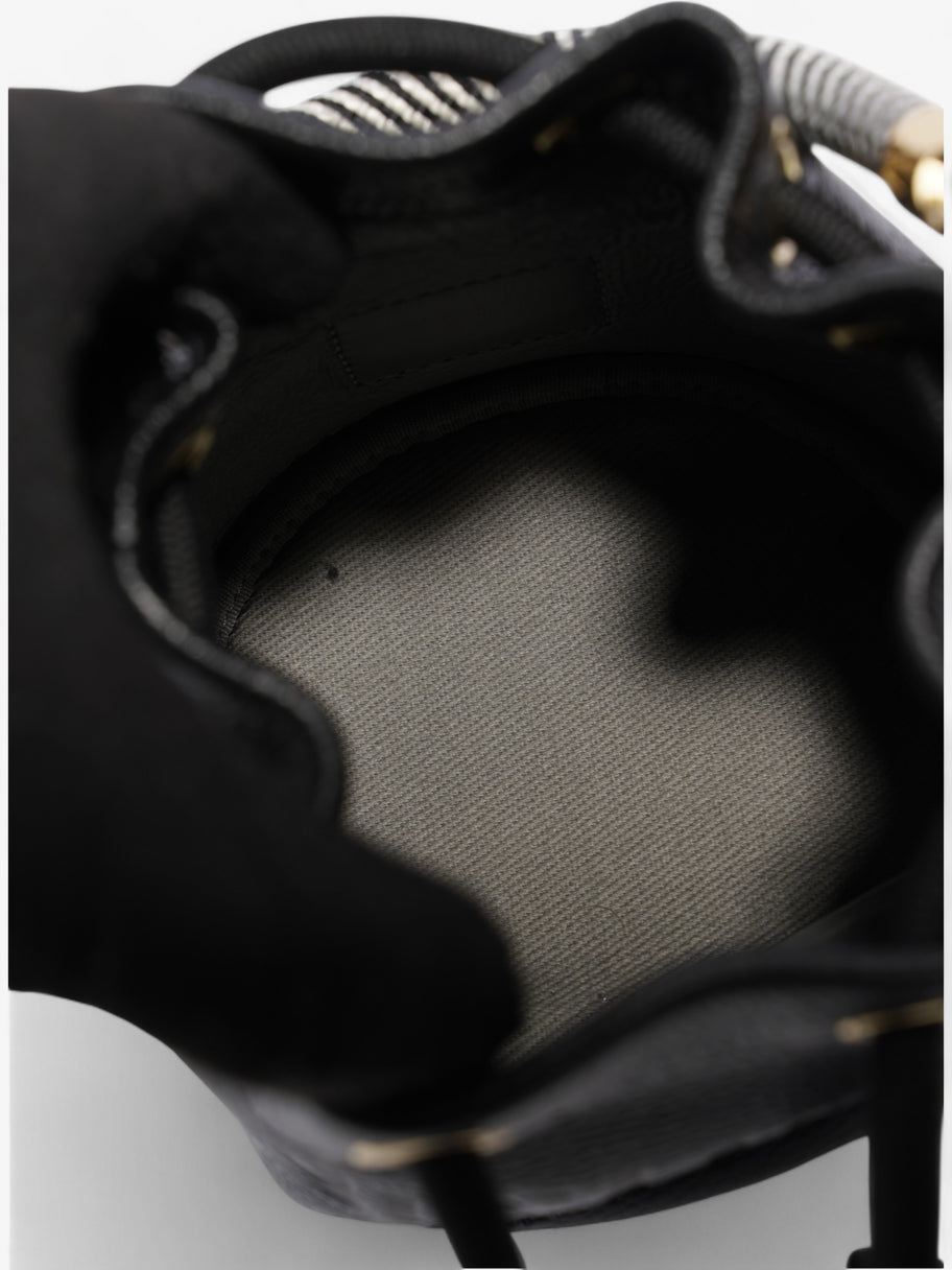Marc Jacobs The Bucket Bag Black Leather Mini Image 7