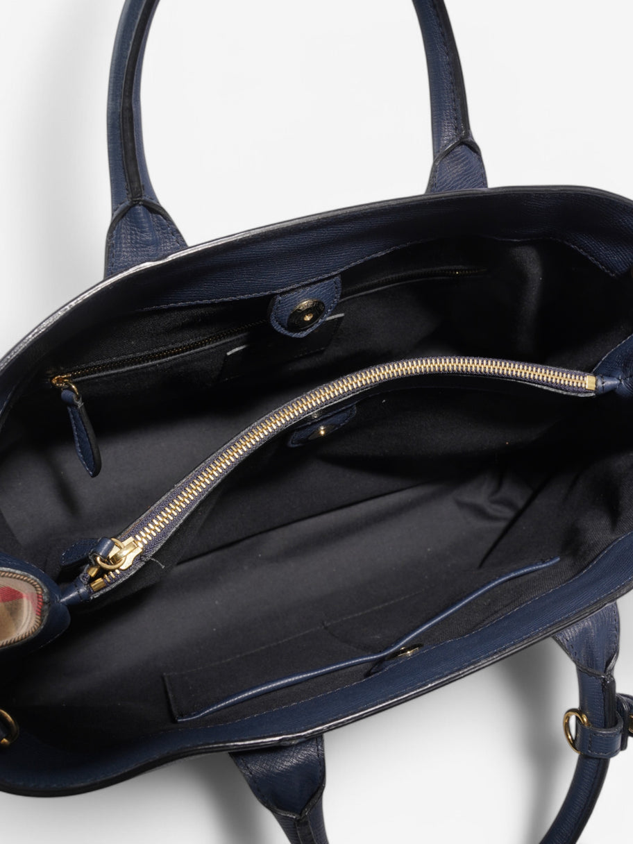 Burberry Banner Bag Navy / Beige Checkered Leather Large Image 7