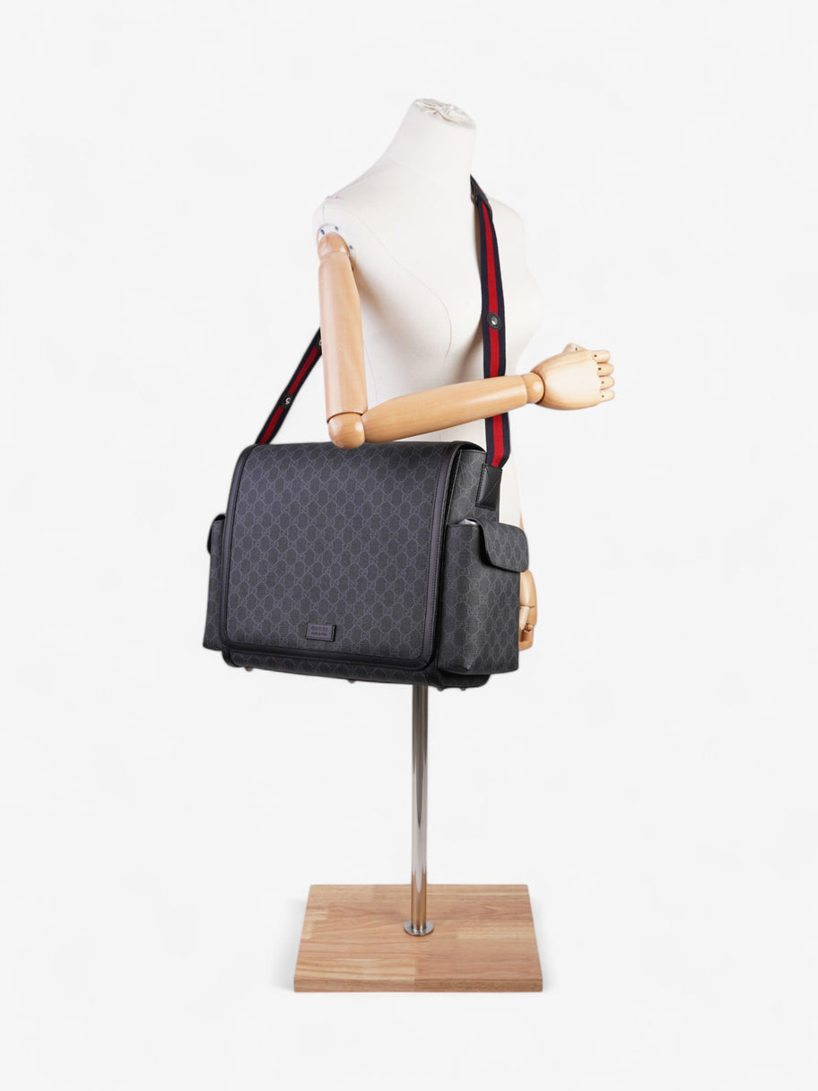 Gucci GG Diaper Bag GG Supreme / Black Coated Canvas Medium Image 2