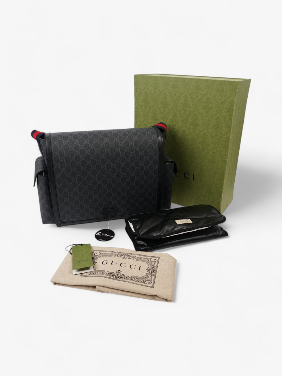 Gucci GG Diaper Bag GG Supreme / Black Coated Canvas Medium Image 11
