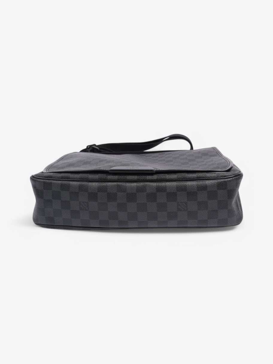 Louis Vuitton Daniel Damier Graphite  Damier Graphite Coated Canvas MM Image 6