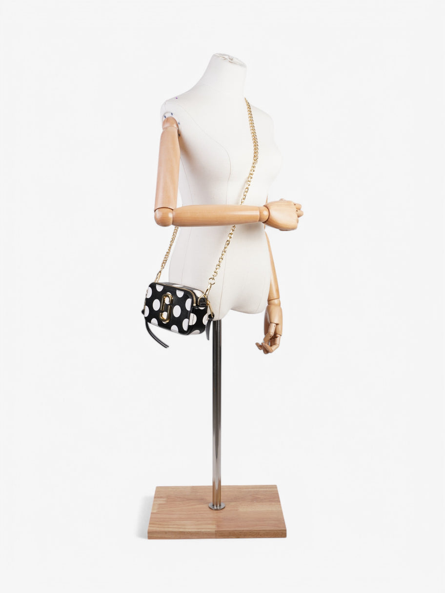 Marc Jacobs Snapshot Bag Black / White Leather Image 2