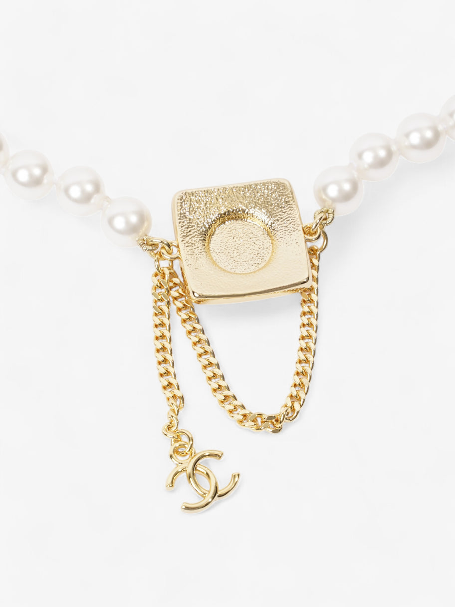 Chanel CC Faux Pearl Drop Chain Pearl / Gold Base Metal Image 3